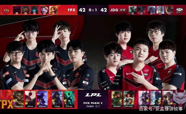 他们在射门 他们在射门