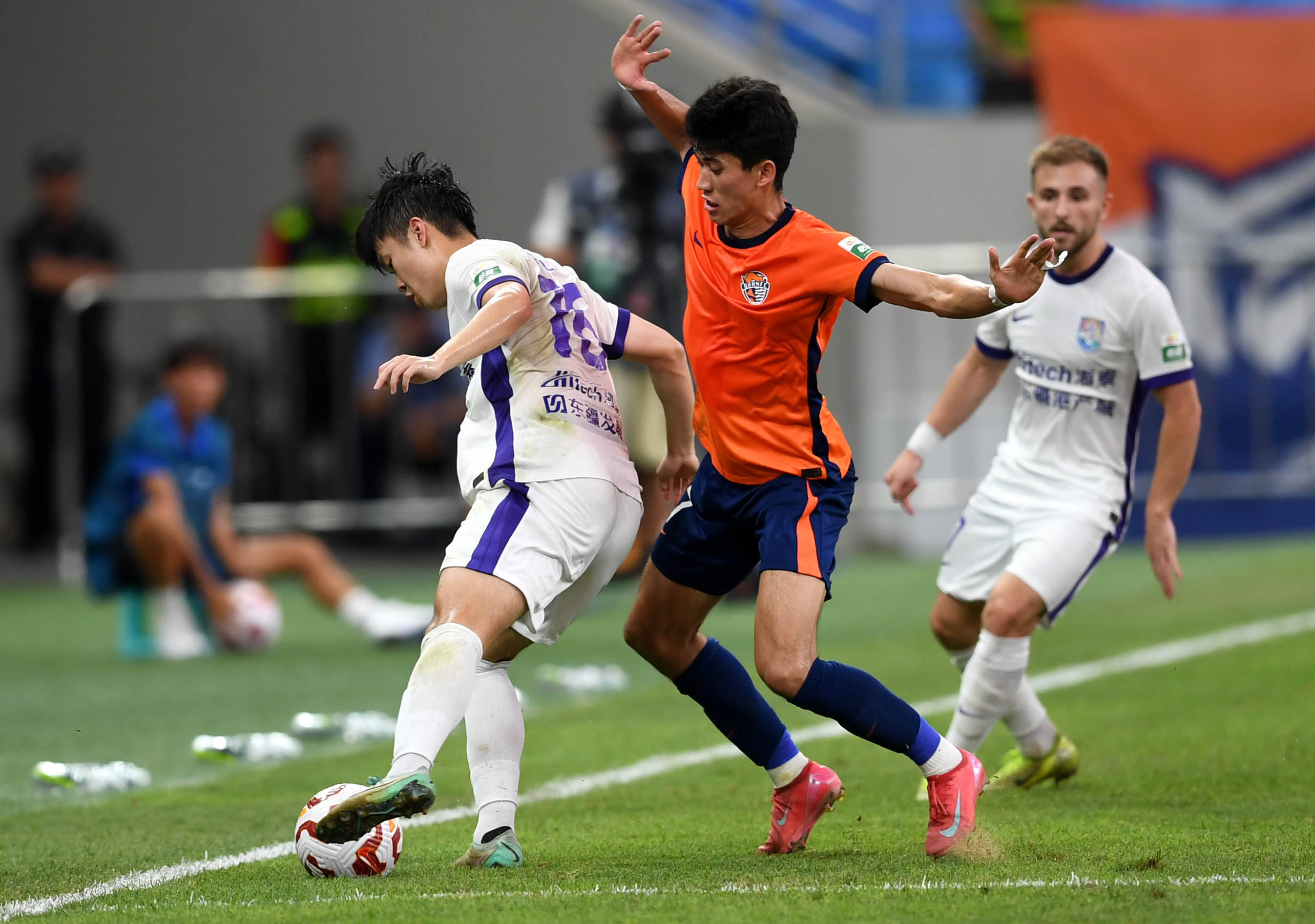 这也使得我 这也使得我