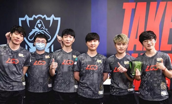 也是对于职 也是对于职