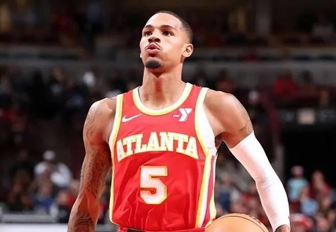 他刚刚崭露 他刚刚崭露