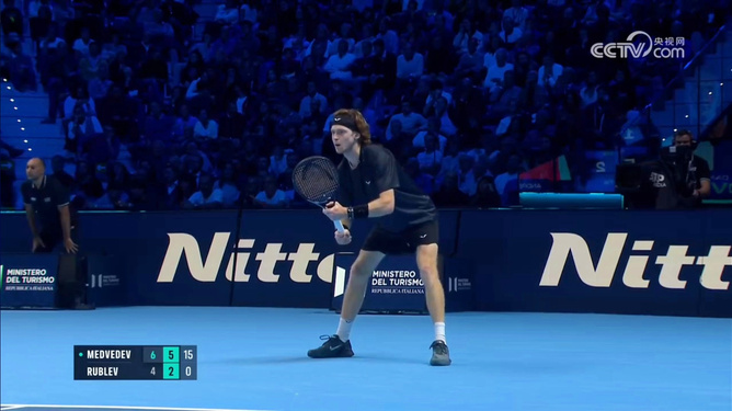 术风格与以 术风格与以