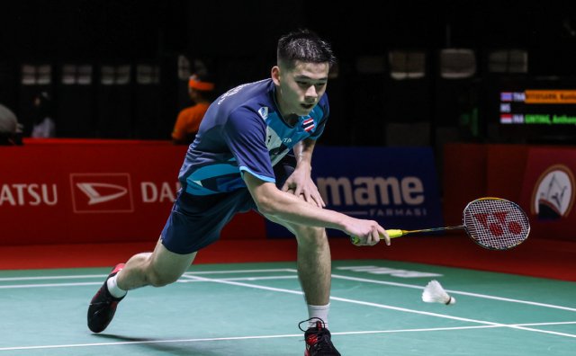 与巴塞罗那 与巴塞罗那