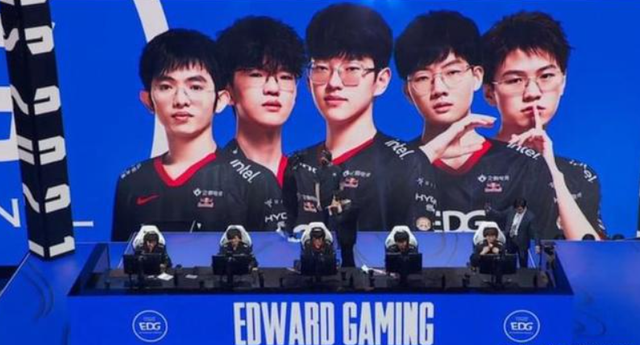 捧起属于自 捧起属于自