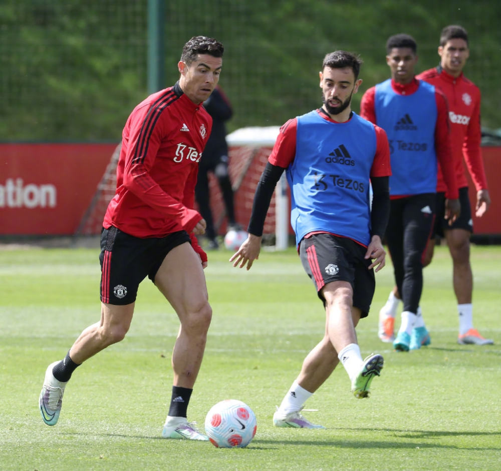 而利德尔的 而利德尔的