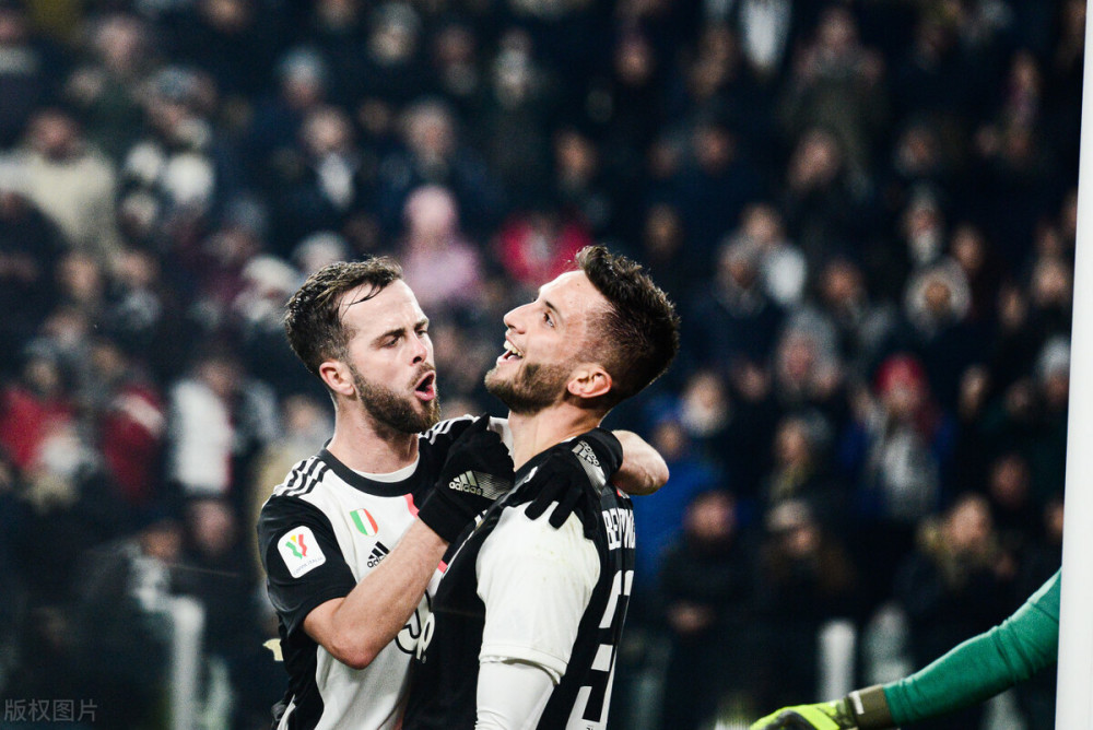 而辛纳却显 而辛纳却显